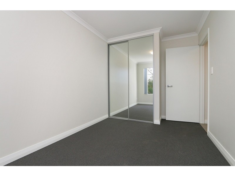 16 Selsey Lane, Wellard WA 6170