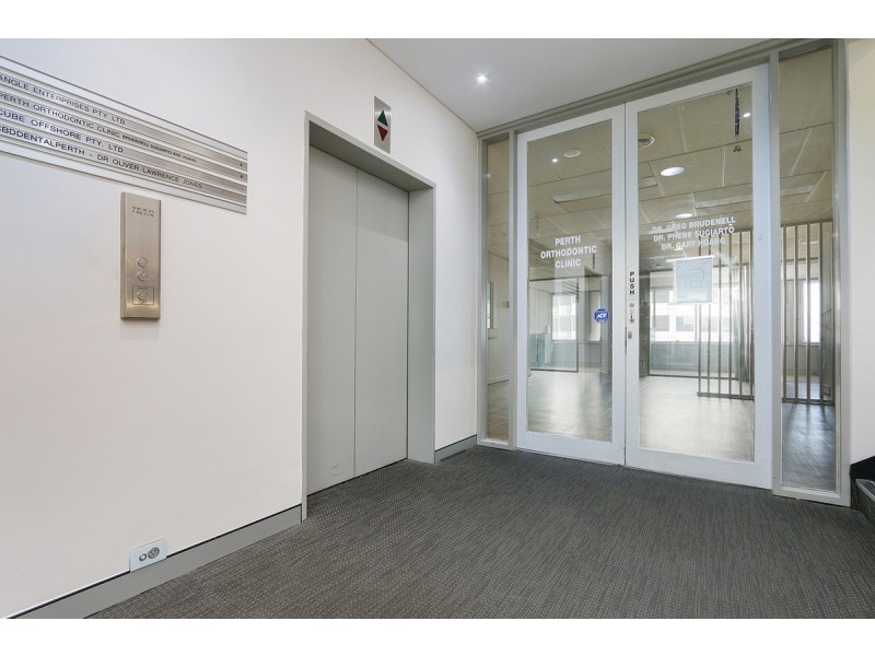 18/68 St Georges Terrace, Perth WA 6000