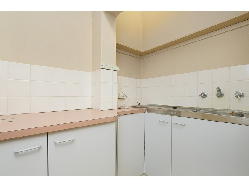 18/68 St Georges Terrace, Perth WA 6000