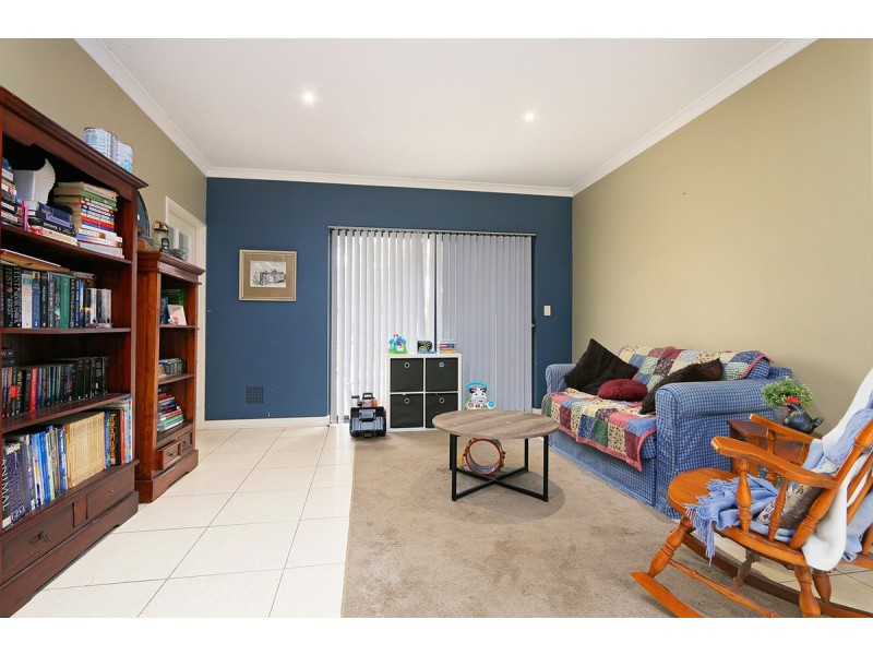 45 Kenby Chase, Wandi WA 6167