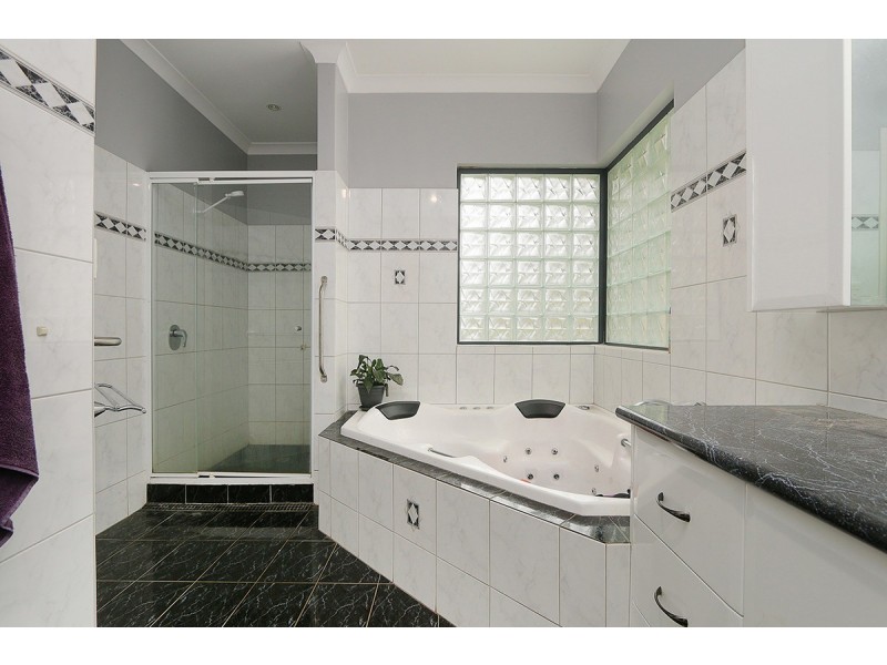45 Kenby Chase, Wandi WA 6167