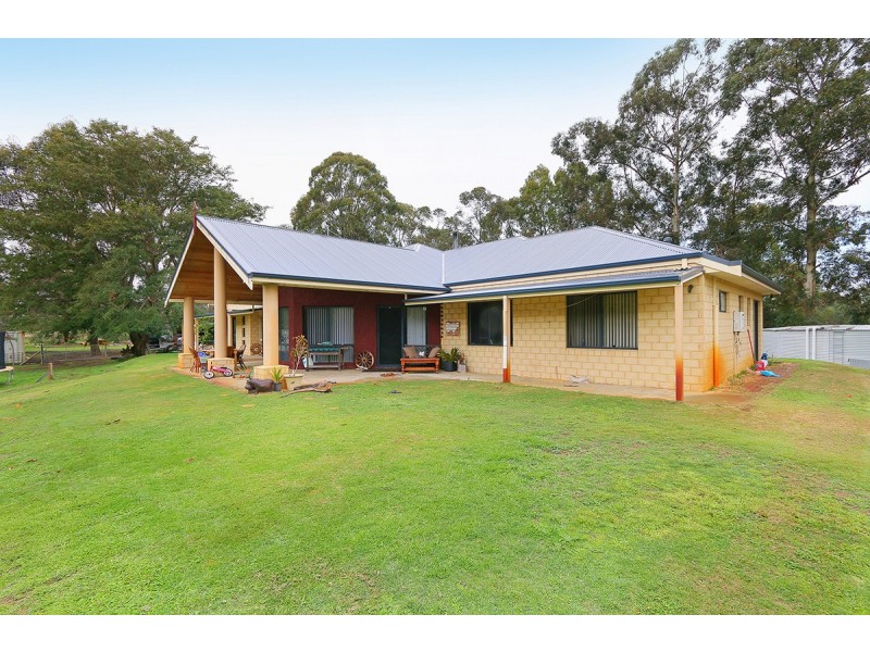 45 Kenby Chase, Wandi WA 6167