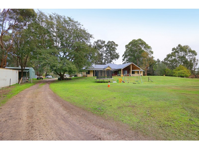 45 Kenby Chase, Wandi WA 6167