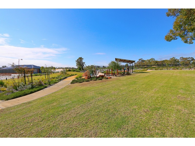 45 Kenby Chase, Wandi WA 6167