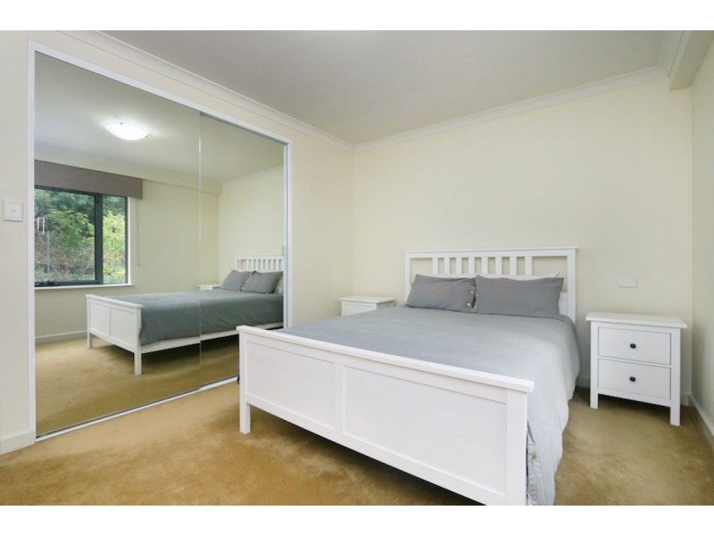 45/118 Mounts Bay Road, Perth WA 6000