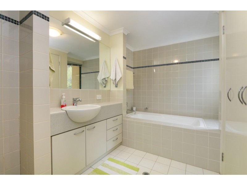 45/118 Mounts Bay Road, Perth WA 6000