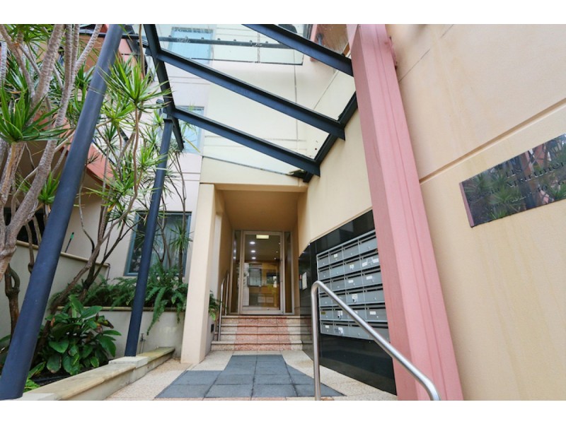 45/118 Mounts Bay Road, Perth WA 6000