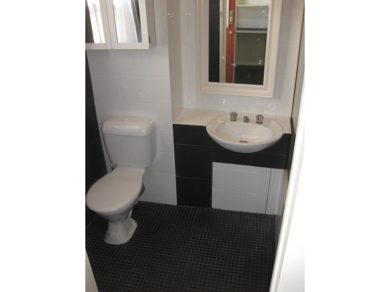 26/124 Terrace Road, Perth WA 6000