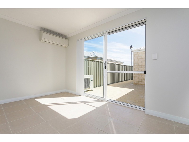 331B Lambeth Circle, Wellard WA 6170