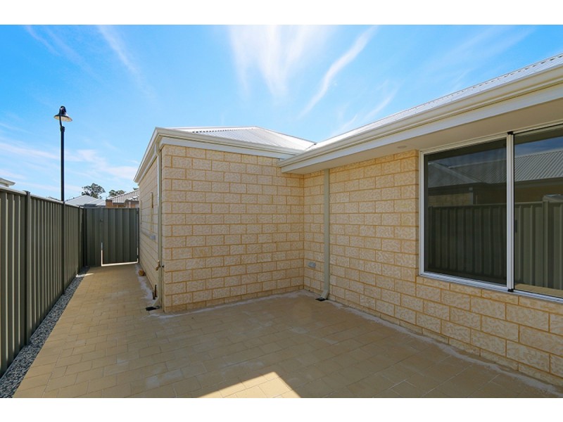 331B Lambeth Circle, Wellard WA 6170