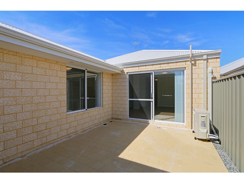 331B Lambeth Circle, Wellard WA 6170
