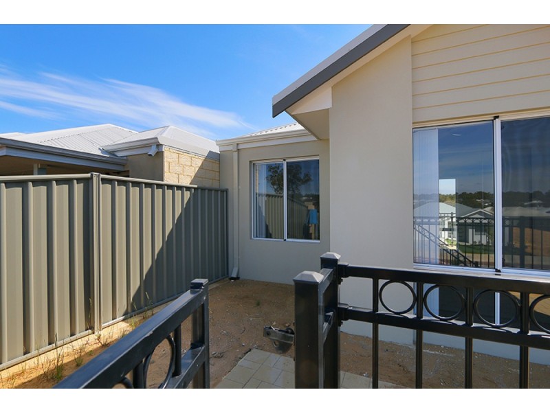 331B Lambeth Circle, Wellard WA 6170