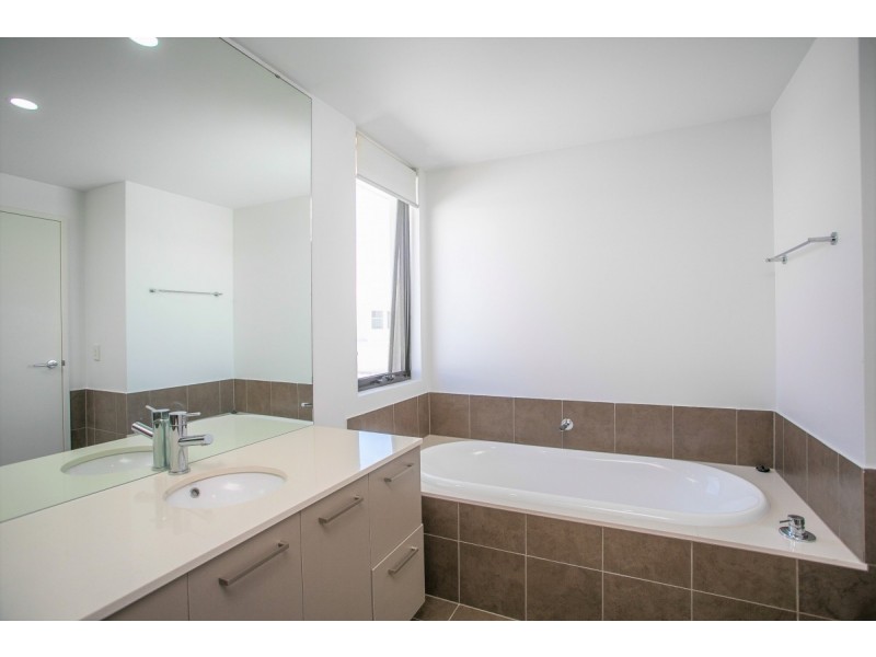 9 Charnley Gardens, Burswood WA 6100