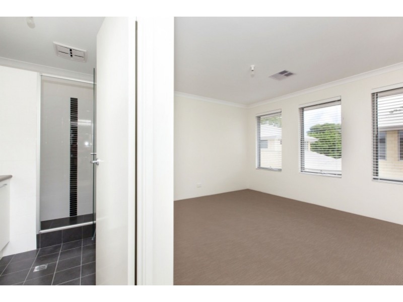 7/17 Lapage Street, Belmont WA 6104