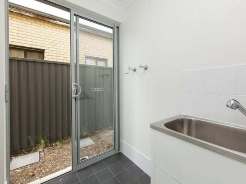 7/17 Lapage Street, Belmont WA 6104