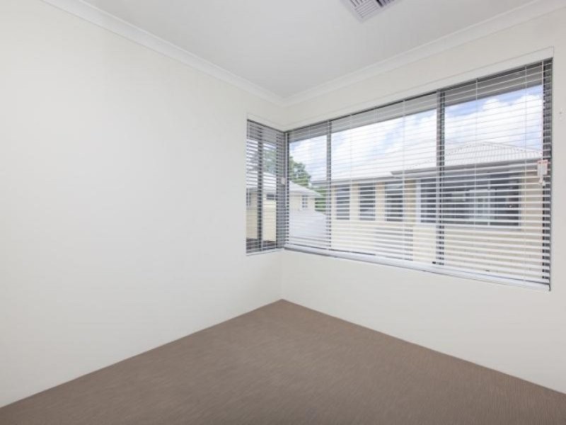 7/17 Lapage Street, Belmont WA 6104