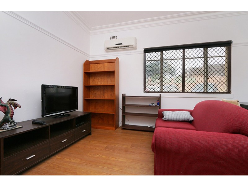 2/303 Guildford Road, Maylands WA 6051