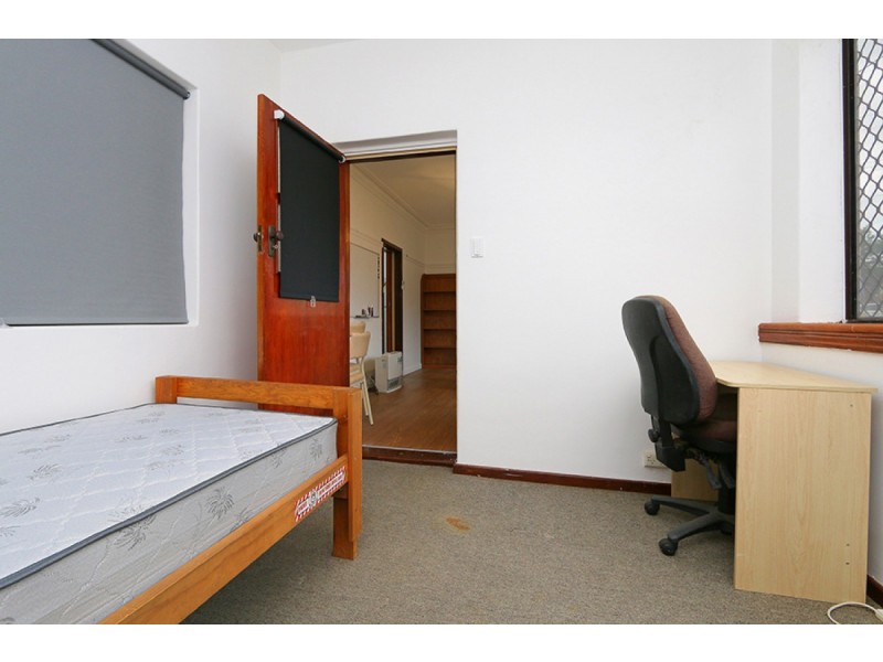 2/303 Guildford Road, Maylands WA 6051