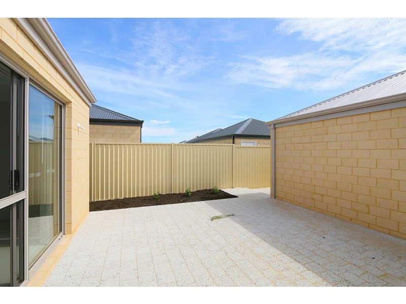 23 Bidiarra Bend, Southern River WA 6110