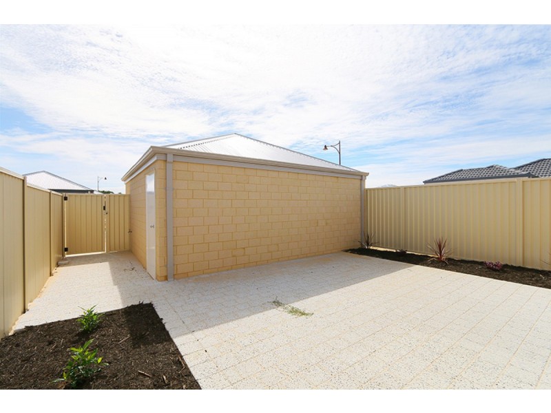 23 Bidiarra Bend, Southern River WA 6110