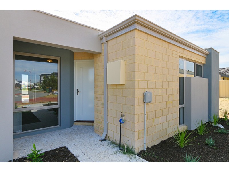 23 Bidiarra Bend, Southern River WA 6110