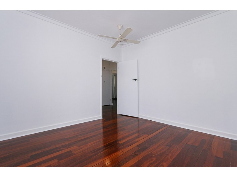 1/96 Ivanhoe Street, Eden Hill WA 6054