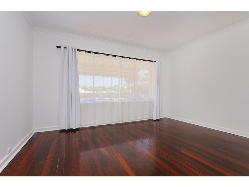 1/96 Ivanhoe Street, Eden Hill WA 6054