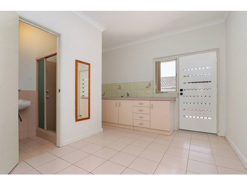 1/96 Ivanhoe Street, Eden Hill WA 6054