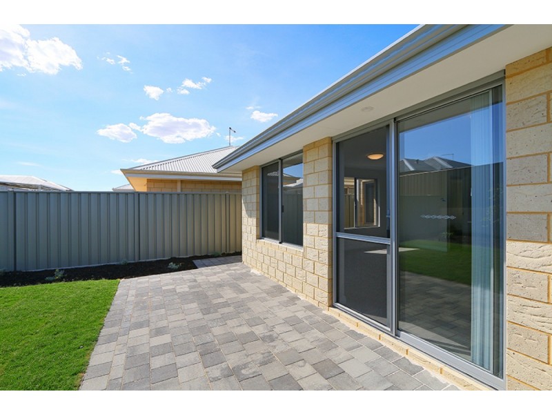 22 Sowood Street, Wellard WA 6170