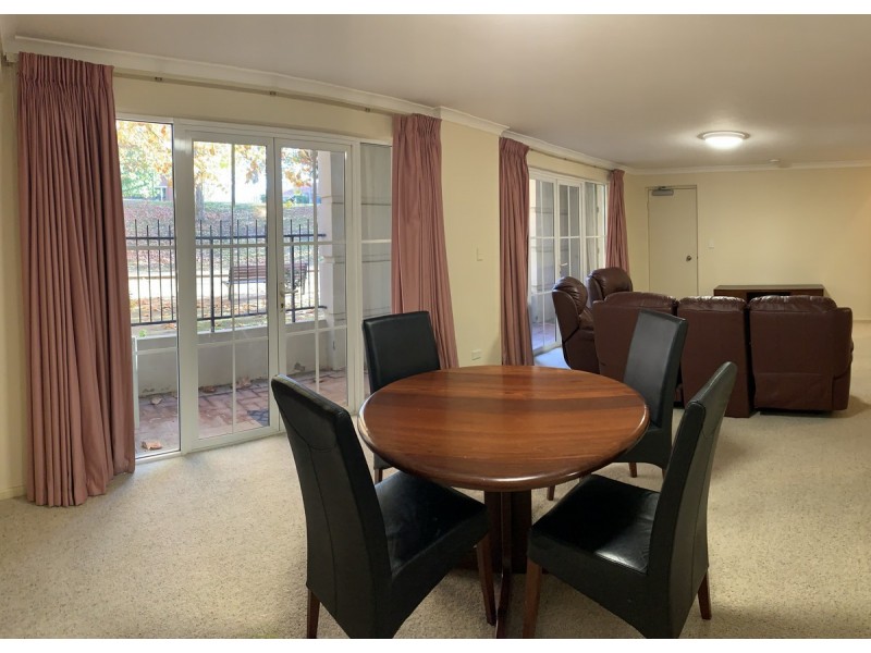 2/32 Eastbrook Terrace, East Perth WA 6004