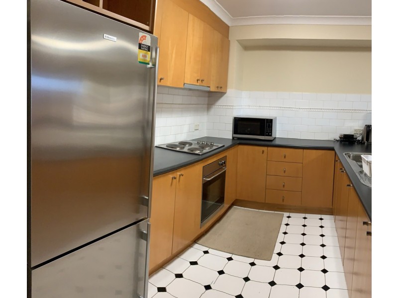 2/32 Eastbrook Terrace, East Perth WA 6004