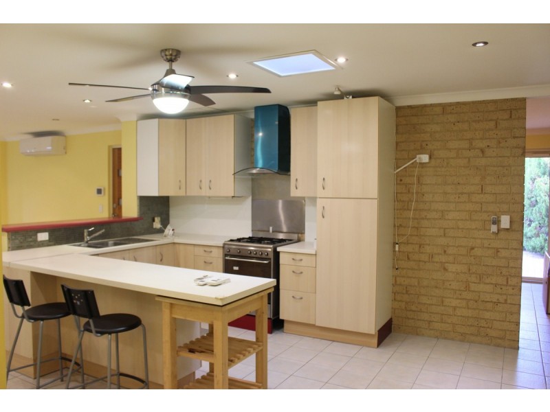 5 Godney Glade, Kiara WA 6054