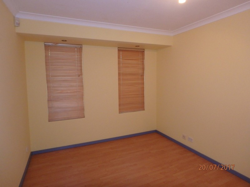 5 Godney Glade, Kiara WA 6054