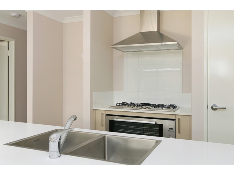 37 Bidiarra Bend, Southern River WA 6110