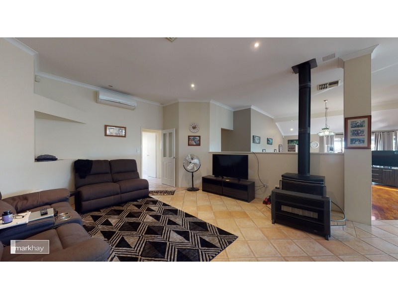 3 Meadowbrook Promenade, Currambine WA 6028