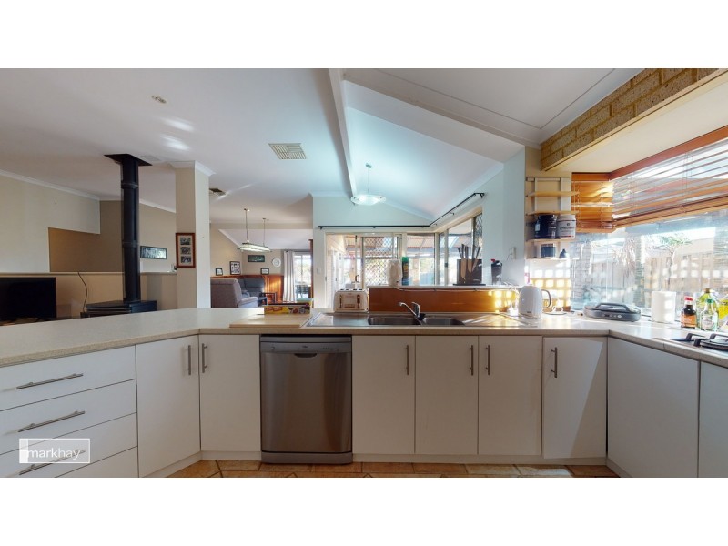 3 Meadowbrook Promenade, Currambine WA 6028