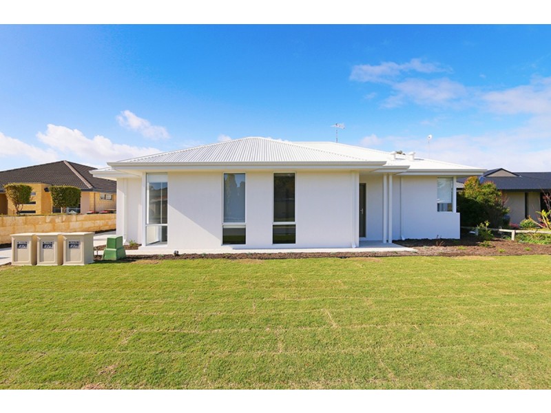 27C Seaflower Crescent, Craigie WA 6025