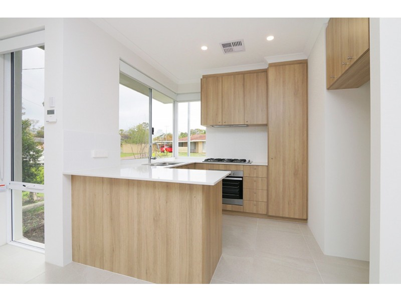 27C Seaflower Crescent, Craigie WA 6025