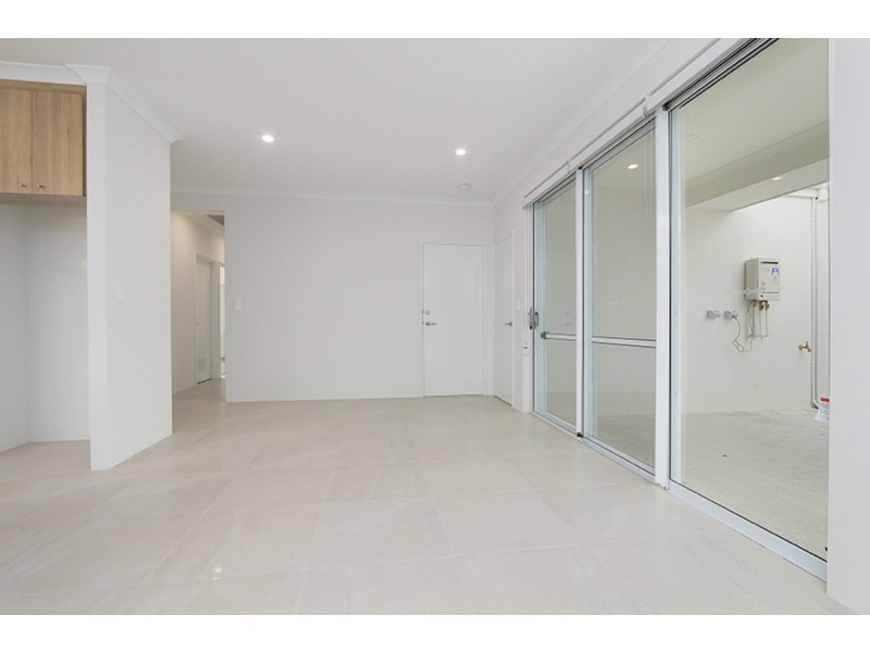 27C Seaflower Crescent, Craigie WA 6025