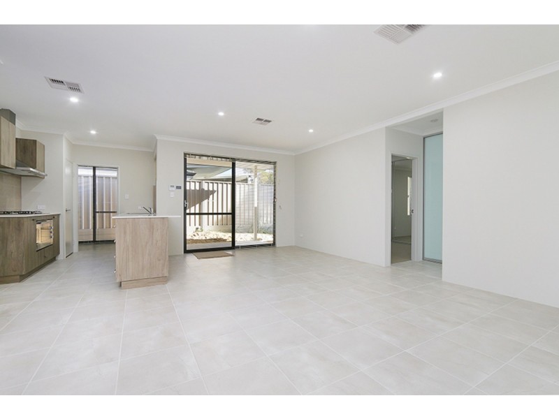 81B Eddystone Avenue, Craigie WA 6025