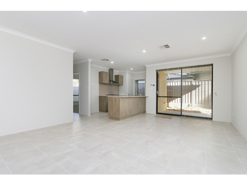 81B Eddystone Avenue, Craigie WA 6025