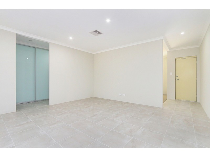 81B Eddystone Avenue, Craigie WA 6025