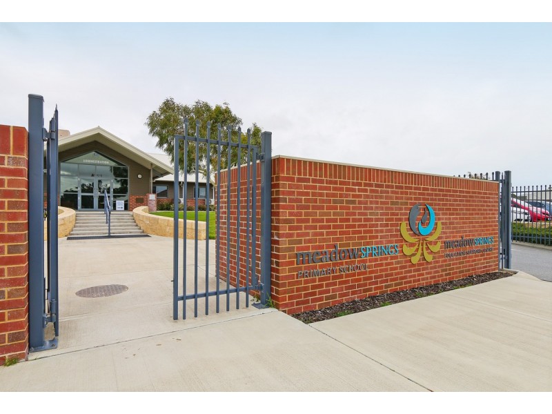 Lot 1316 Bellerive Pass, Meadow Springs WA 6210