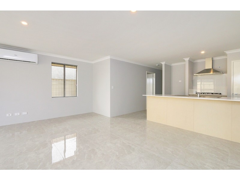 31 Buncrana View, Southern River WA 6110