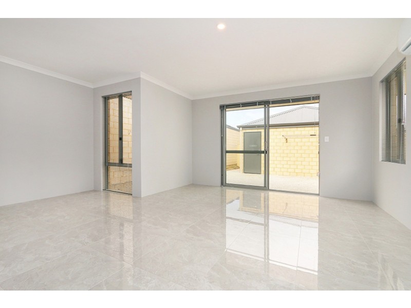 31 Buncrana View, Southern River WA 6110