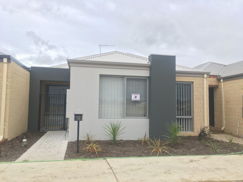 12 Buncrana View, Southern River WA 6110