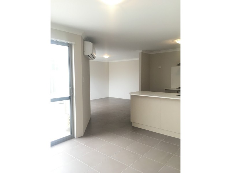 12 Buncrana View, Southern River WA 6110