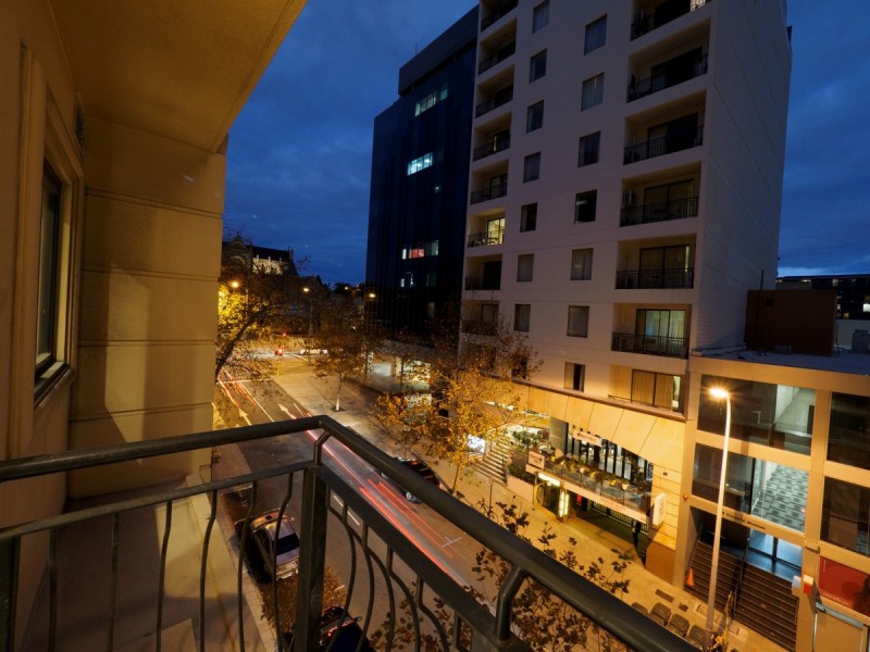 404/9 Victoria Avenue, Perth WA 6000