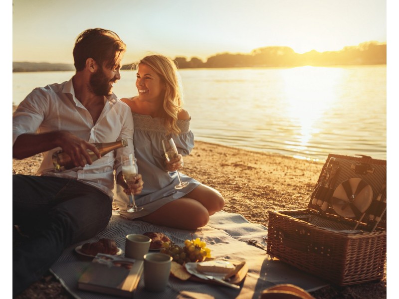 5 Groves Avenue, Attadale WA 6156