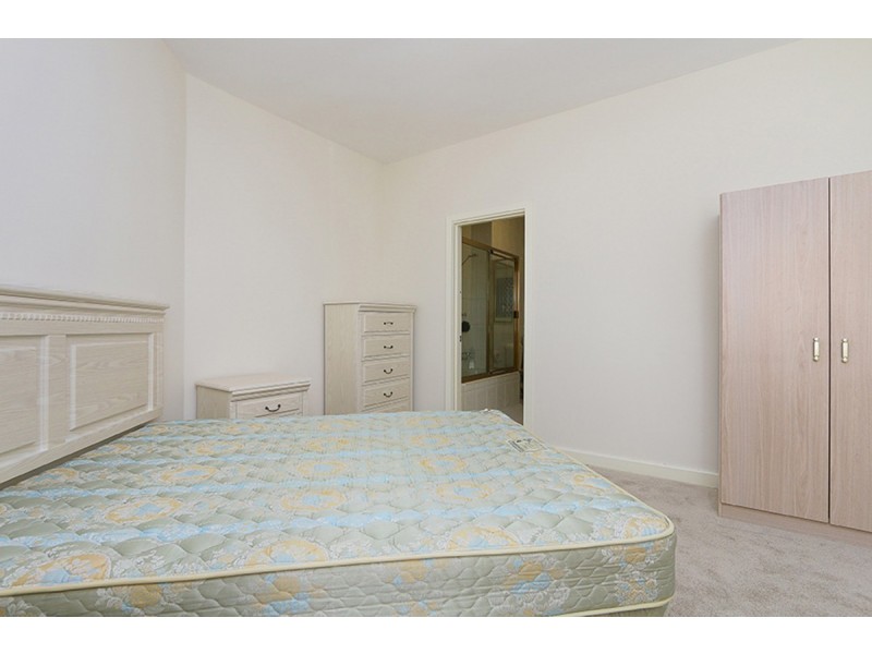 1/114 Terrace Road, Perth WA 6000